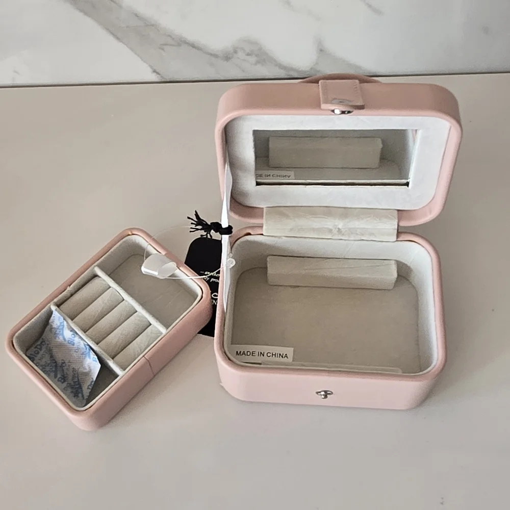 Tuscan Designs | Designs Pink Travel Jewelry Case